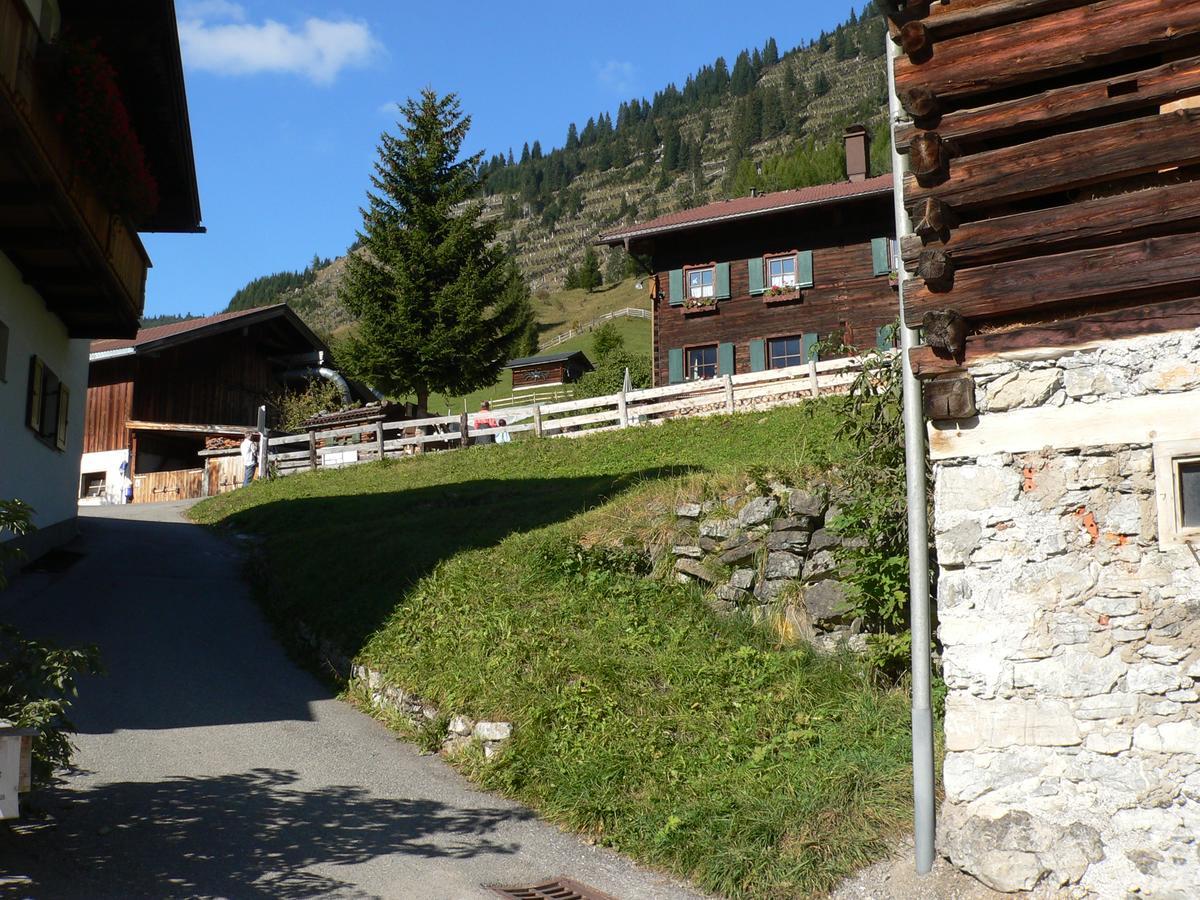 Hotel Gasthaus Alpenrose Gramais Exterior foto